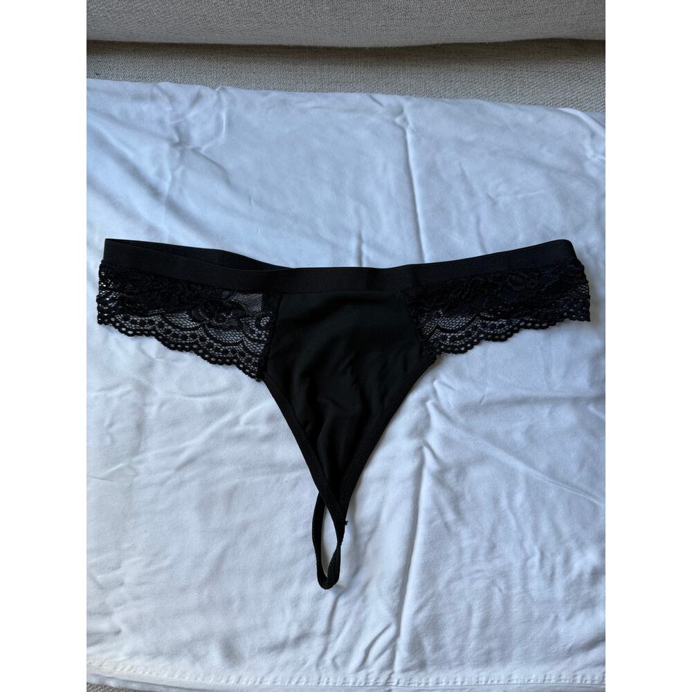 NWOT Vintage Unbranded Lace String Thong – Black – Size 2L
